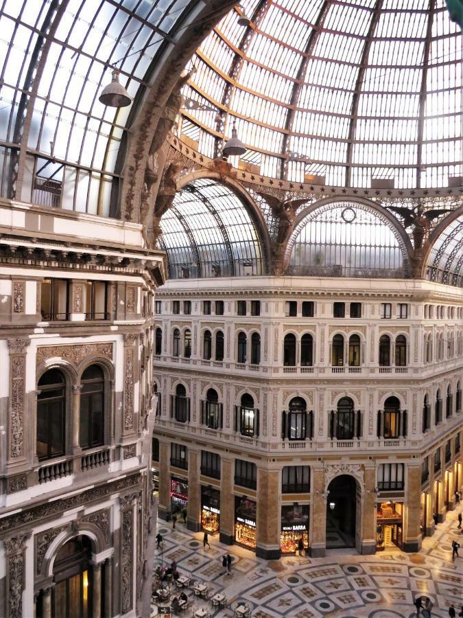 Domus Sibyllina, Galleria Umberto I Наполи Екстериор снимка